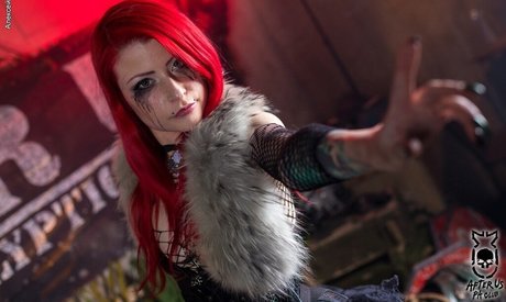 esfiriya tudor hot pornstar pics