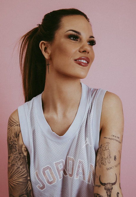 Lasse Lagoni model perfect image