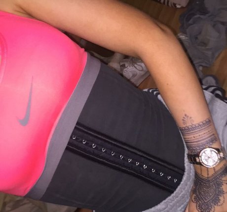 Erin Lally beautiful star galleries