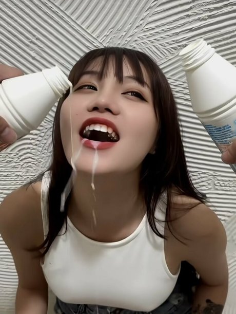 Yiyuan223 pornstar nudes photos