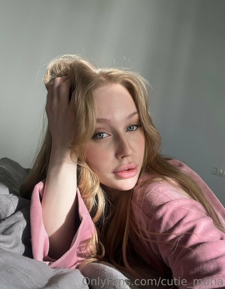 cutie kira top pornstar photos