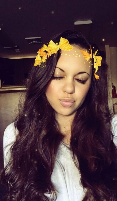 Kaitlin Haehae model exclusive image