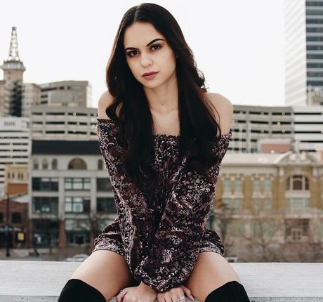 Kaitlin Haehae pornstar sexy galleries