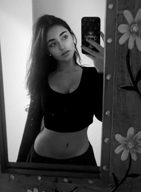 Sofia Bonjardim perfect star image