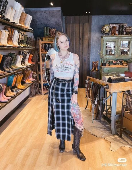 Weronika Truszczynska model hd archive