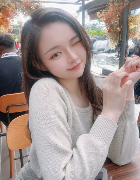 rynna0809 naked actress picture