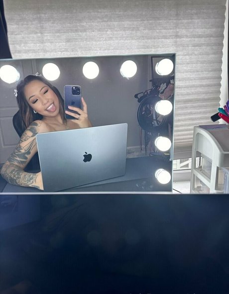 jsmnzxr model high quality gallery