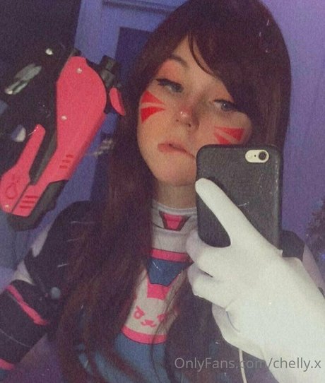 chelly x art actress pics