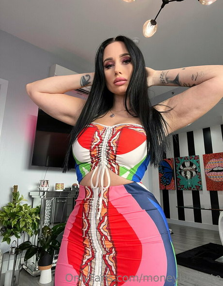 moneybirdette high quality pornstar archive