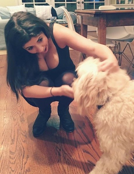 Emily Helen Barry naked star galleries