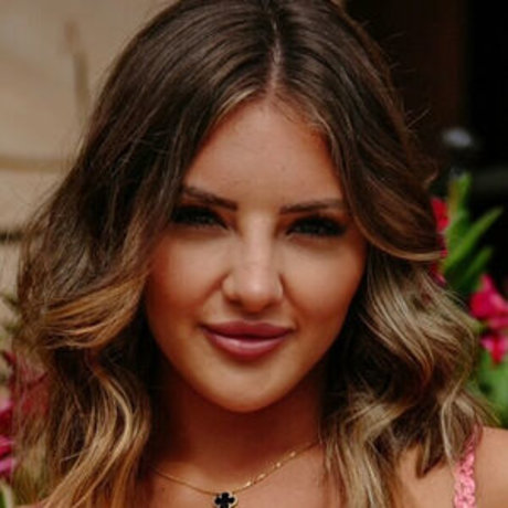 Aliceilovesvip sexy actress galleries