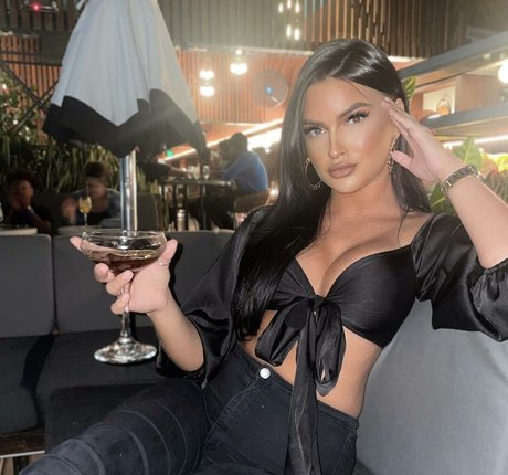 Kayla Giarrusso pornstar xxx archive