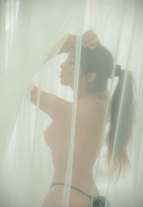 Mercury Nguyen nudes model pics