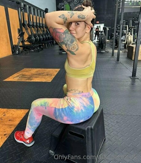 ailu perez ufc star sexy pictures