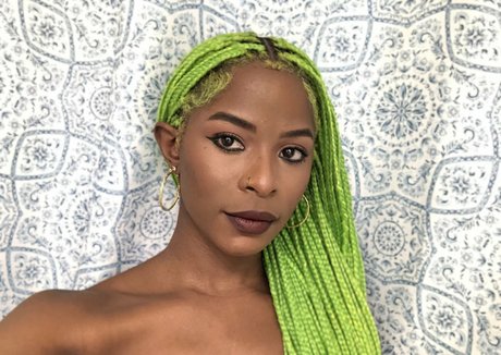 complexricki sex model photo