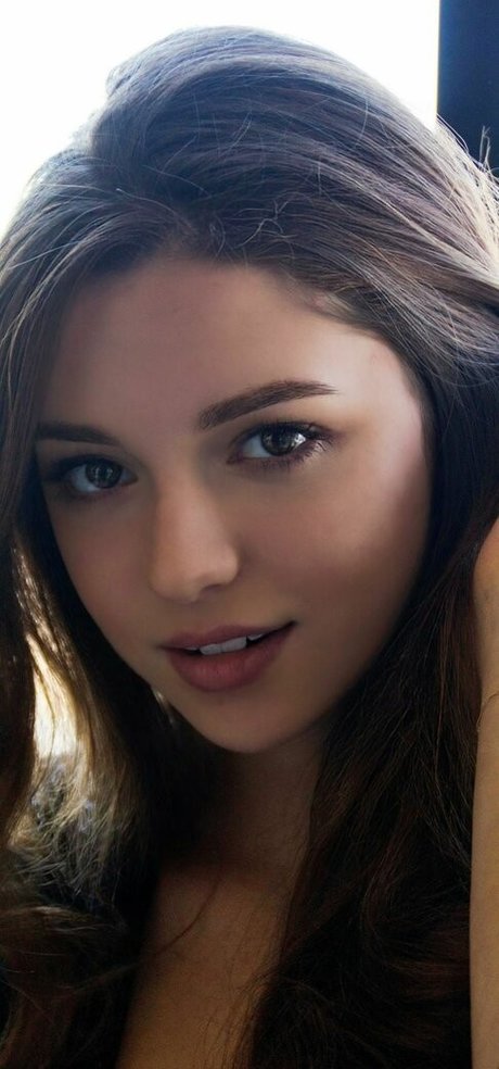 Elena Safavi xxx pornstar picture