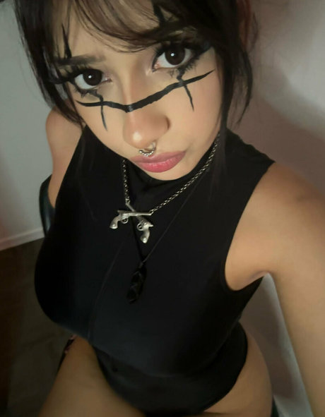 mediakitty model hot images