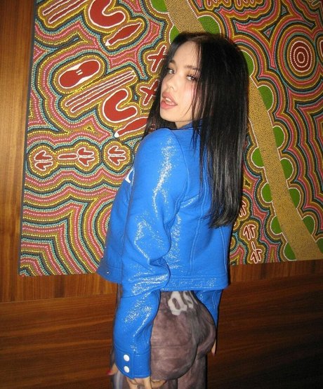 lyna com model pornographic photo