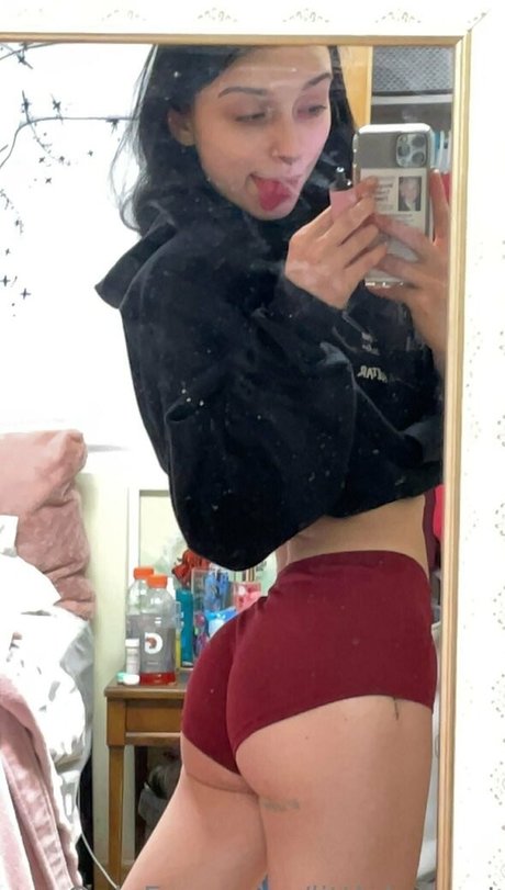 littlebabyyt pornstar hd image