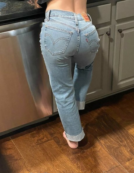 Convincedmom4u porn model images