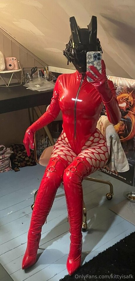 kittyisafk model free photos