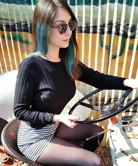 Thais joga star nudes gallery