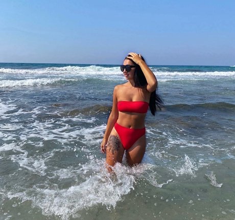 Chloe Reynolds best star photos