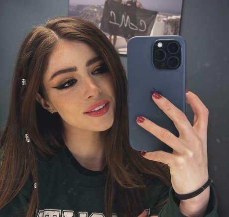 Chrissy Costanza pretty model gallery