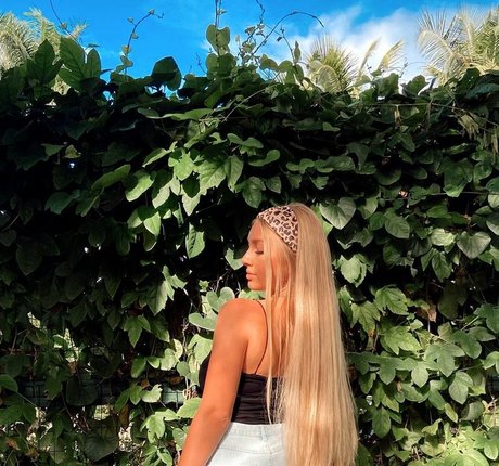 Trinity Charlton exclusive star photos