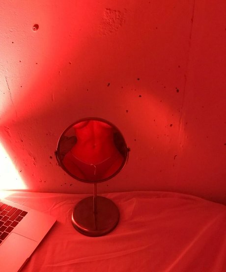 YouRina sexy star galleries