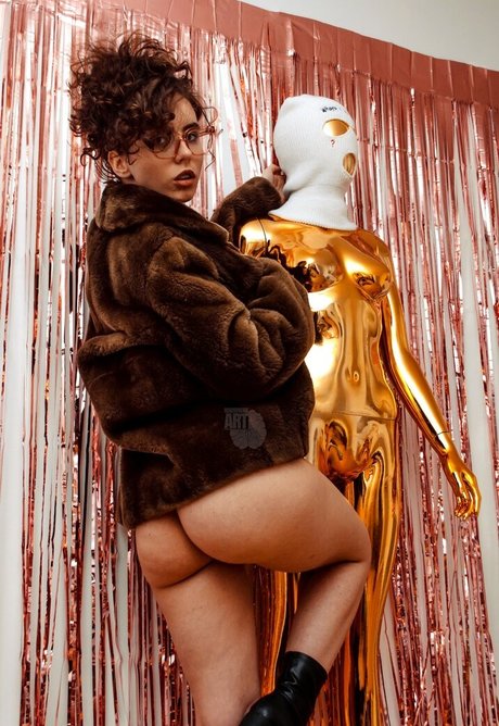 curlywiktoria pornstar nice pictures