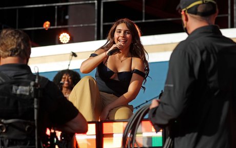 Alessia Cara model beautiful photos