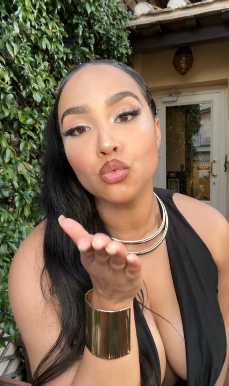 Demetria Obilor star pretty pics