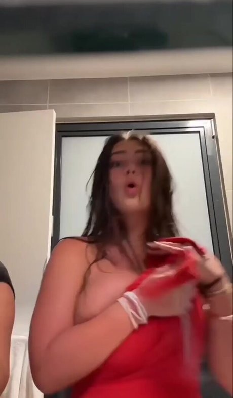 Live Stream Oops exclusive pornstar photos