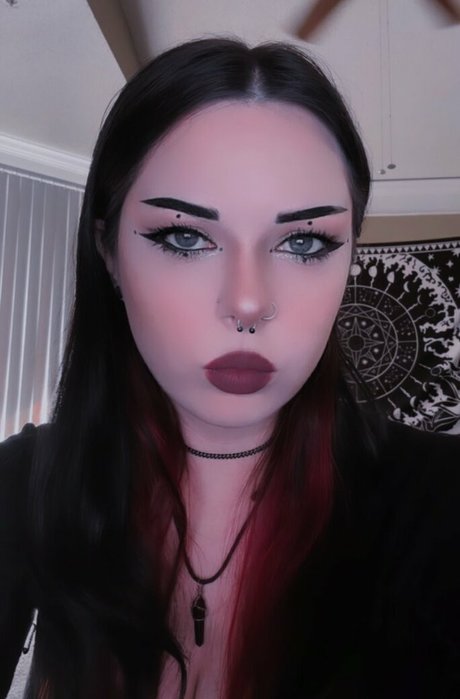 wychbaebi star sexy pics