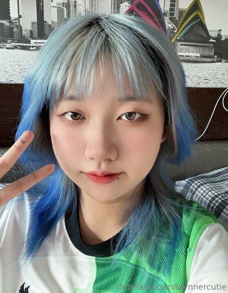 leynnercutie hot model galleries