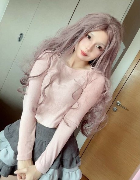 luckyeliee sex pornstar image
