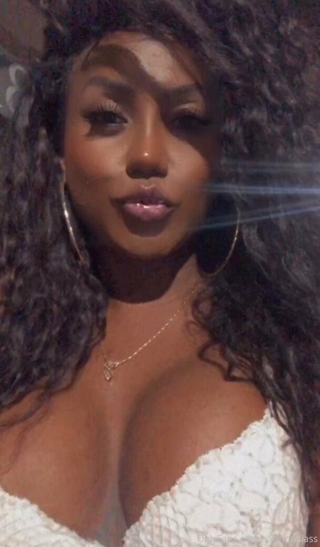 sarinhadiass pretty actress gallery