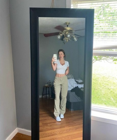 Lillie Goldman xxx actress pic