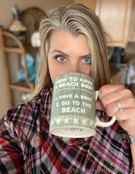 onlyneatbunny hd model pictures