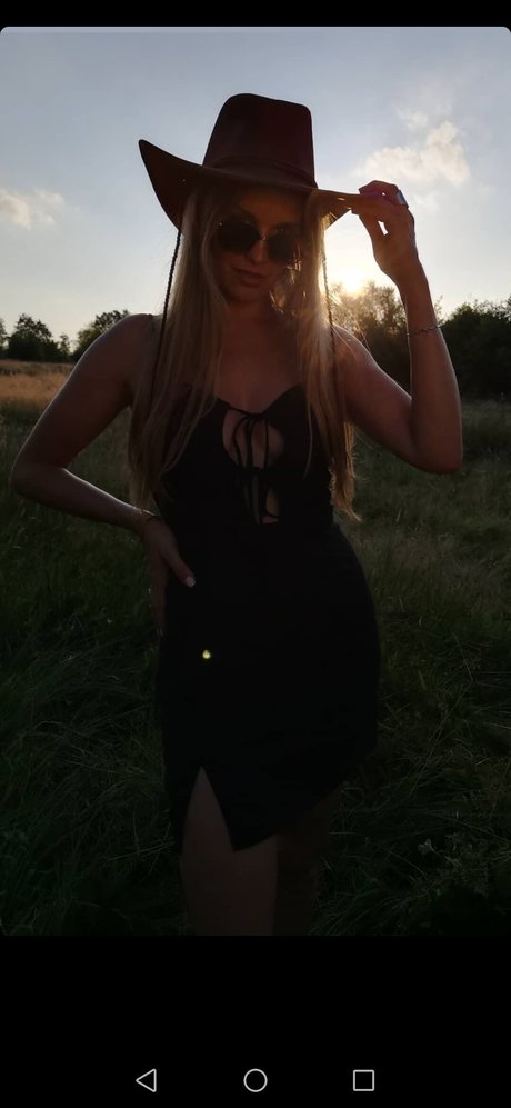 Ewenae top pornstar pictures