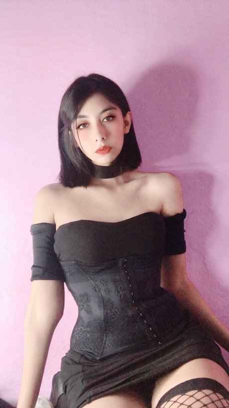 Lily waifu nudes pornstar img