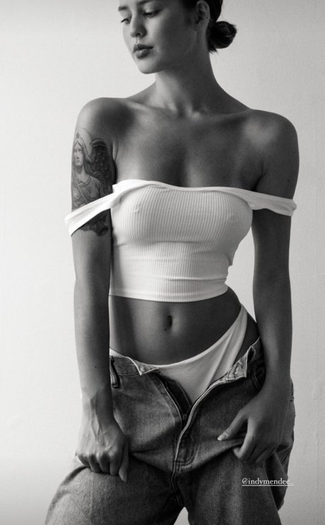 Indy Mende star porn image
