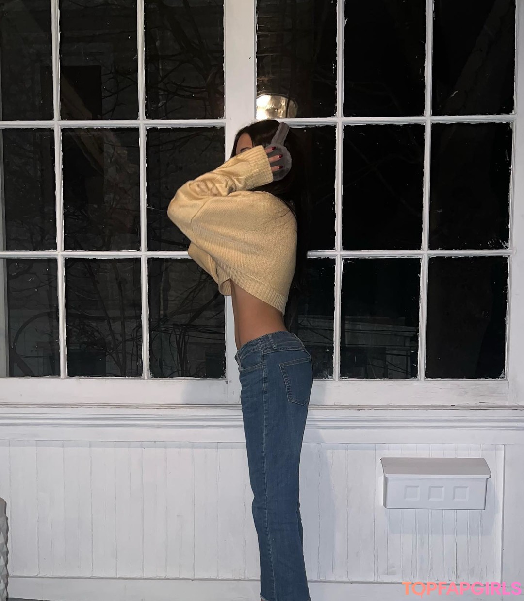 Laura Lindstrom profile image