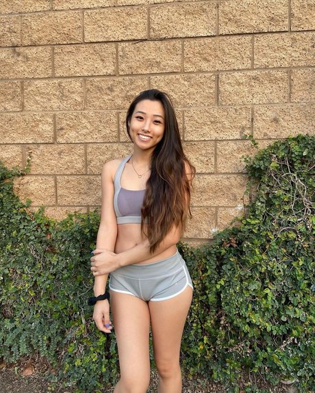 Aimyyz porn model picture