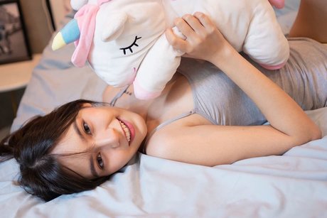 Isabelle Haris_ pornstar adult pics