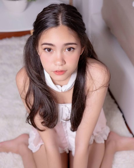 Isabelle Haris_ star high quality images