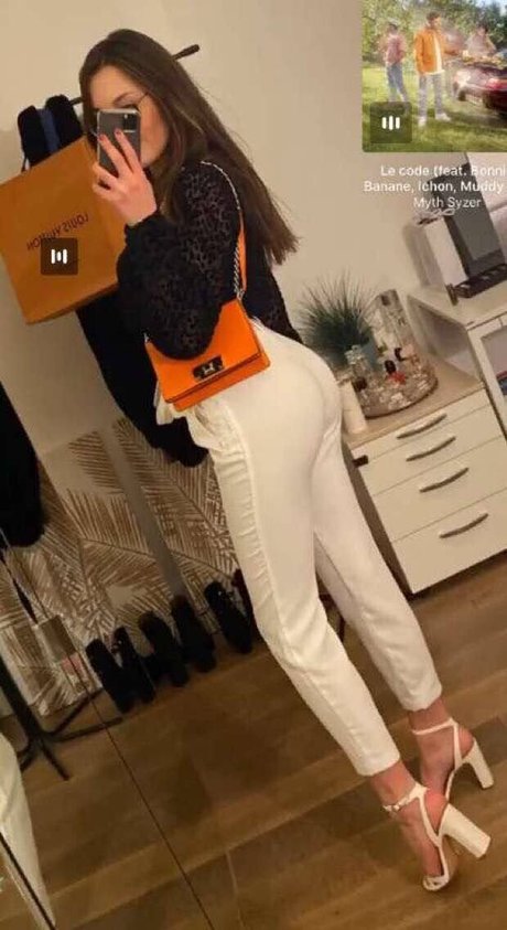 shemale lingerie onlyfans beautiful photos