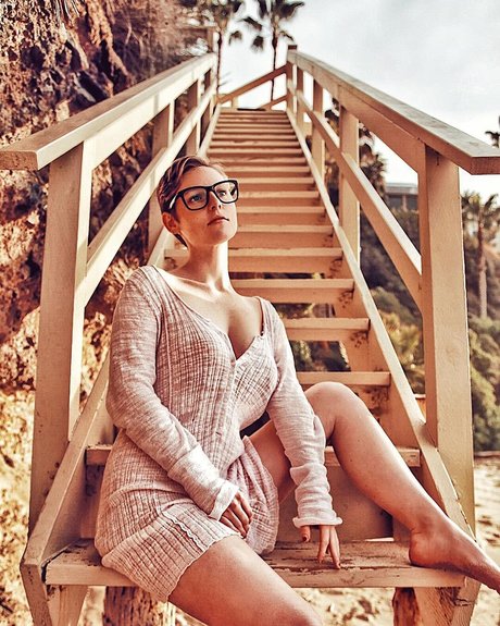 Stella Hayes_ naked actress photo