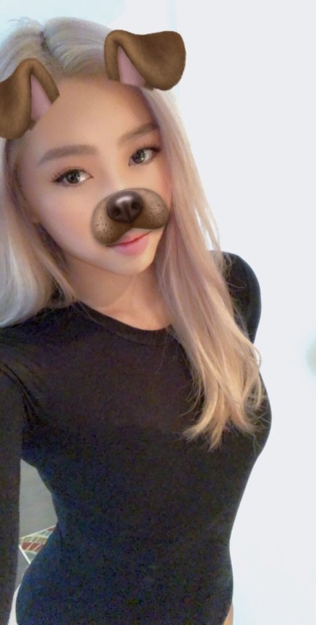Kara Chan hot model images